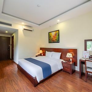 Deluxe Zimmer mit Kingsize-Bett